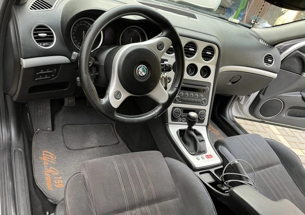 Alfa Romeo 159 cena 7000 przebieg: 270000, rok produkcji 2005 z Siewierz małe 46